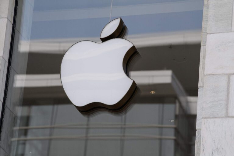 apple